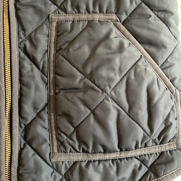 J Crew Navy Blue Puffer Vest - Picture 3 of 8